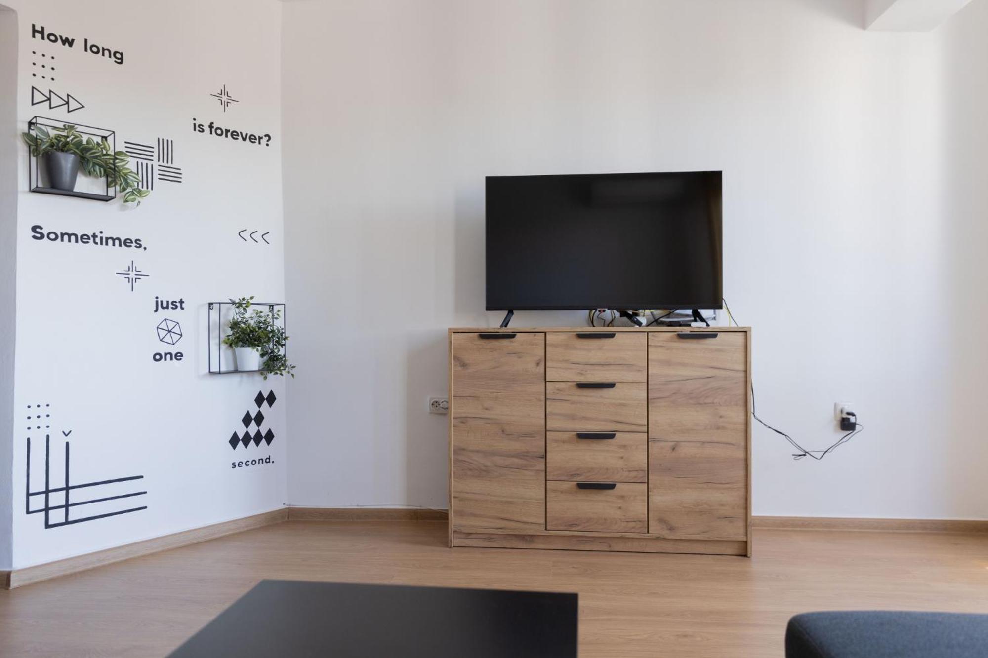 Lovely 1Bd Flat Near The Sea Garden By Flat Mаnаger Burgas Stad Buitenkant foto