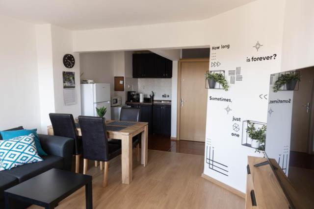 Lovely 1Bd Flat Near The Sea Garden By Flat Mаnаger Burgas Stad Buitenkant foto